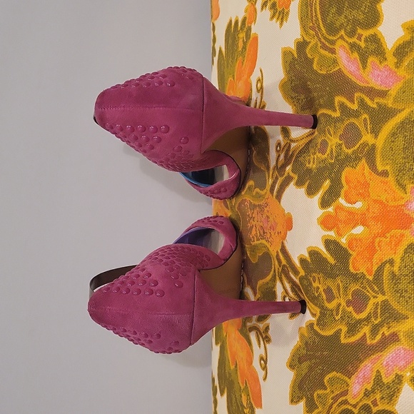 French Connection Pink Suede Studded 4 inch Heels - Picture 2 of 9